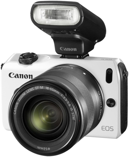 Canon EOS M + EF-M 18-55mm + 90EX