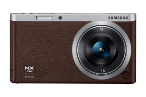 Samsung NX Mini + 9mm