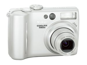 BenQ E520 5Mpix 3x 2.5" LCD