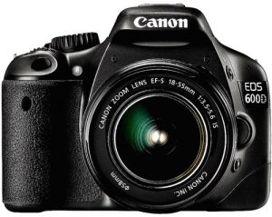 Canon EOS 600D + EF-S 18-55mm