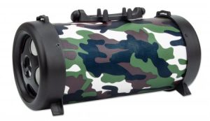 Manhattan Camouflage Bluetooth Speaker, Decent Sound Output (3W), 3 hour Playback time, FM Radio, Range 10m, microSD card reader (32GB), Aux 3.5mm con